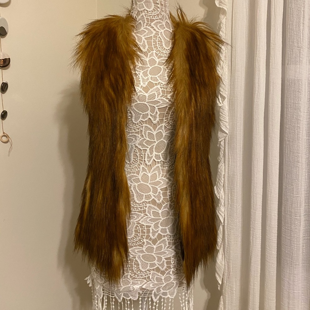 Fur vest